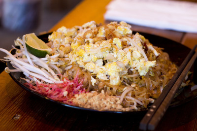 pad thai at tarad in portland oregon