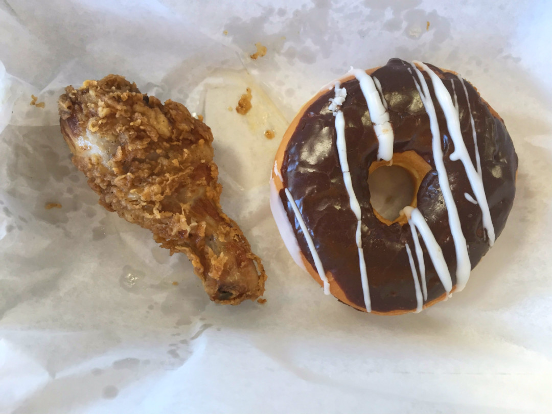 Lee s fried chicken and donuts bwgtwh