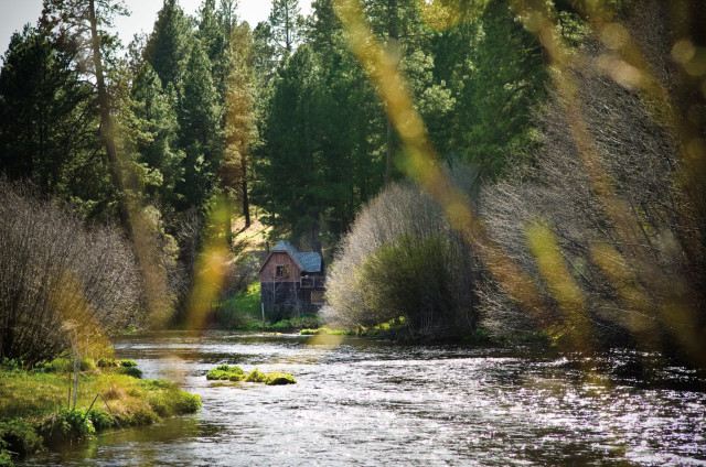 0715 house on the metolius qu3ugk