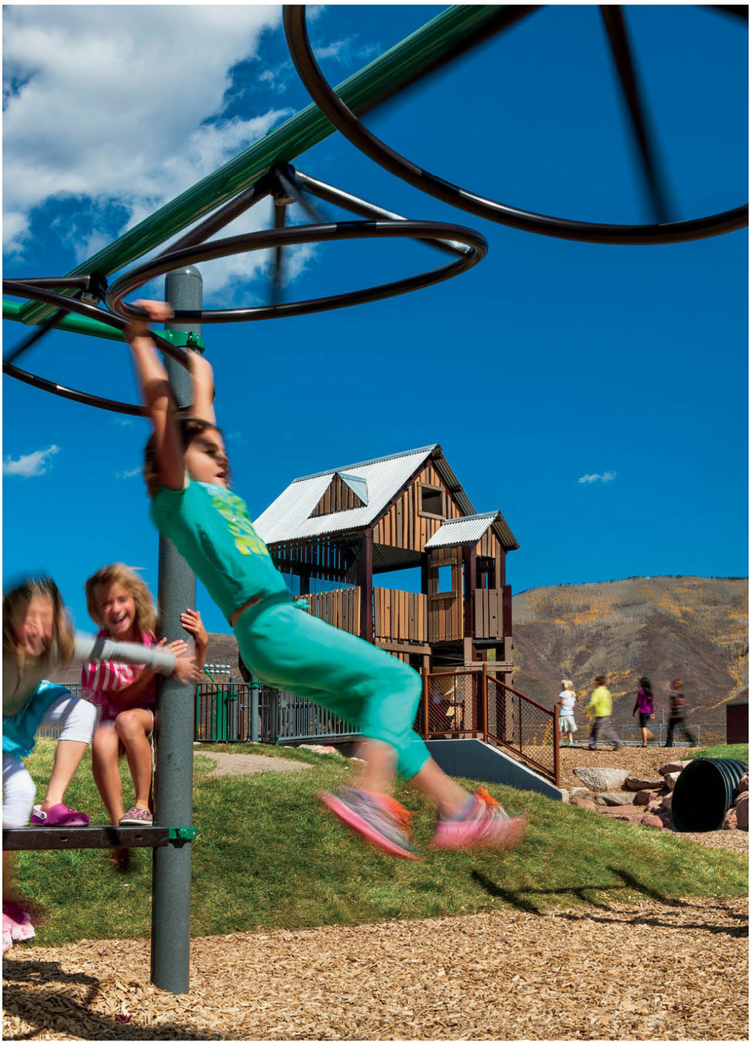 0513 playground love handlebars u9sni8