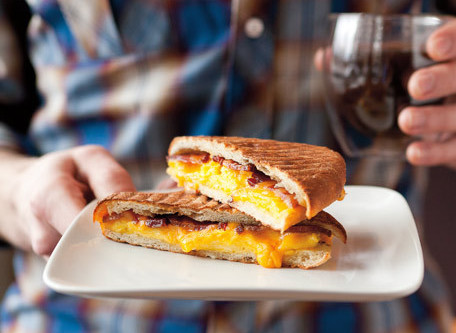 cafe cesura breakfast sandwich