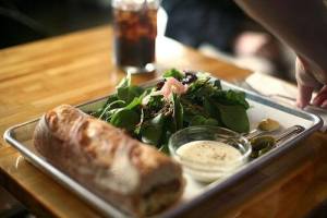 Cheese & Crack's house ham sandwich with sauce mornay
