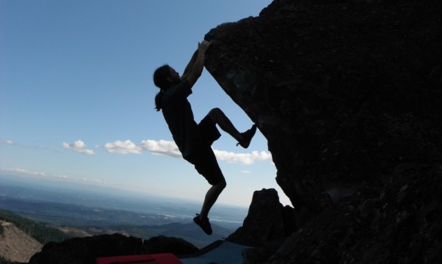 Oregon summer bouldering, climbing