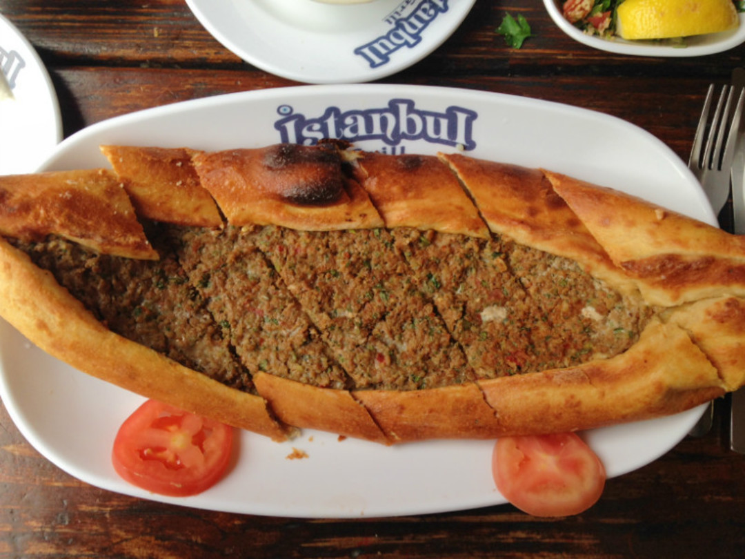 Try a Turkish Pizza at Istanbul Grill | Houstonia