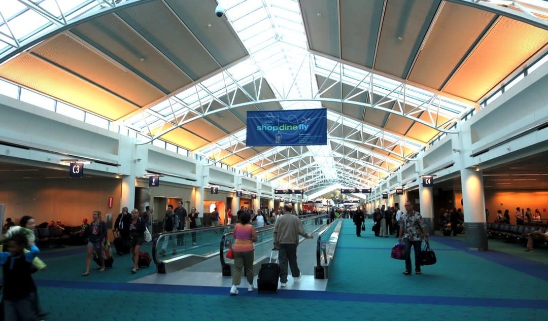 Portland international airport terminal eric broder van dyke xb7ohx h7fy1o
