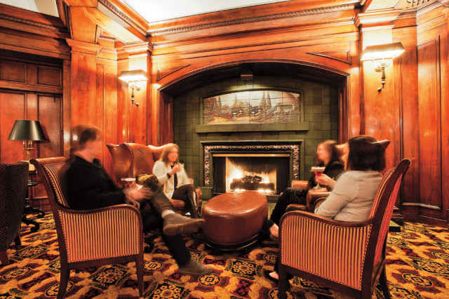 sorrento hotel fireside room