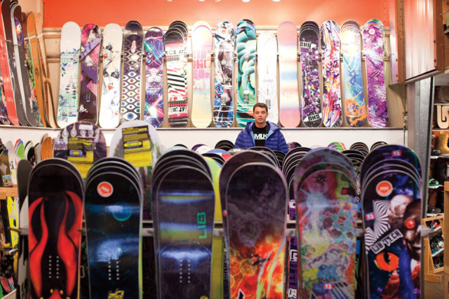 bryce phillips evo snowboards