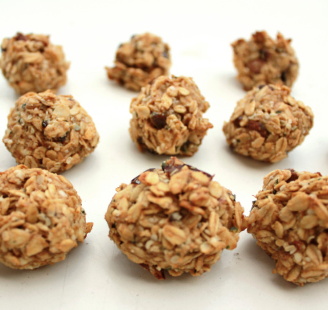 Miso tahini oat balls super strength health 3 1024x682 xridol