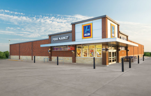 1015 table aldi storefront u4xgg3