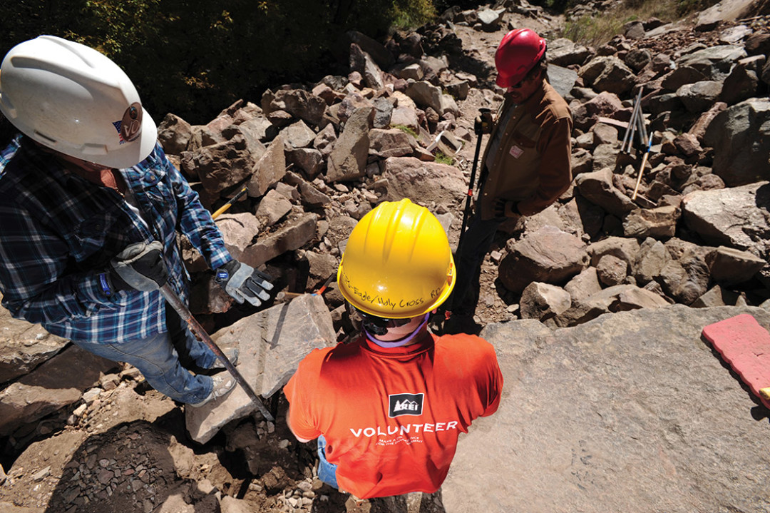 0515 volunteer builders aipzov