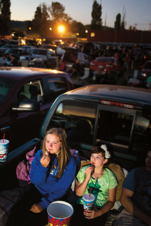 Newberg's 99W Drive-In