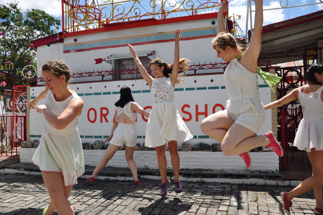 Wishing well dancers shanon adams fg25ff