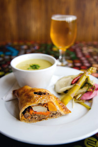 0810_85_dine_saraveza_pasties