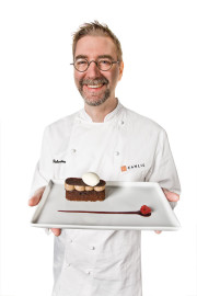 0309-svc-pastry4