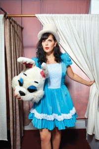 0810_48_mustdo_shop_dress_up