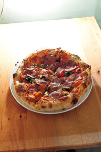 Master class peppers and green olives pizza