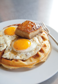 skillet eggs waffle seattle