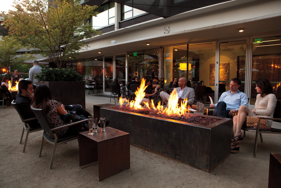 Eat Outside: Up in Flames | Portland Monthly
