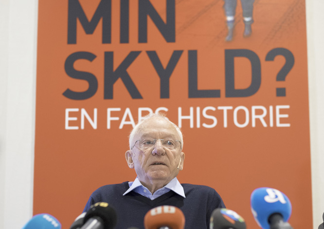 Jens Breivik møtte pressen i dag. (Foto: Scanpix)