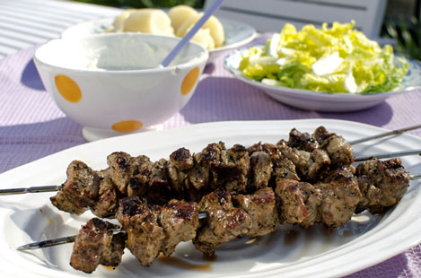 Lammespyd med tzatziki