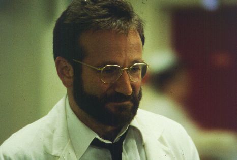 Robin Williams karakter er basert på den britiske forskeren Oliver Sacks (foto: Filmweb.no).