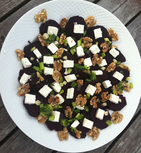 http://bollefrua.wordpress.com/2012/07/29/rodbetsalat-pa-tide-a-ta-den-rode-baron-inn-i-varmen-igjen/