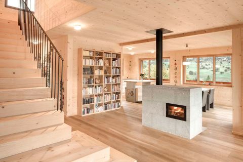 Innenaufnahme Holzwohnzimmer