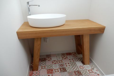 Waschtisch in WC