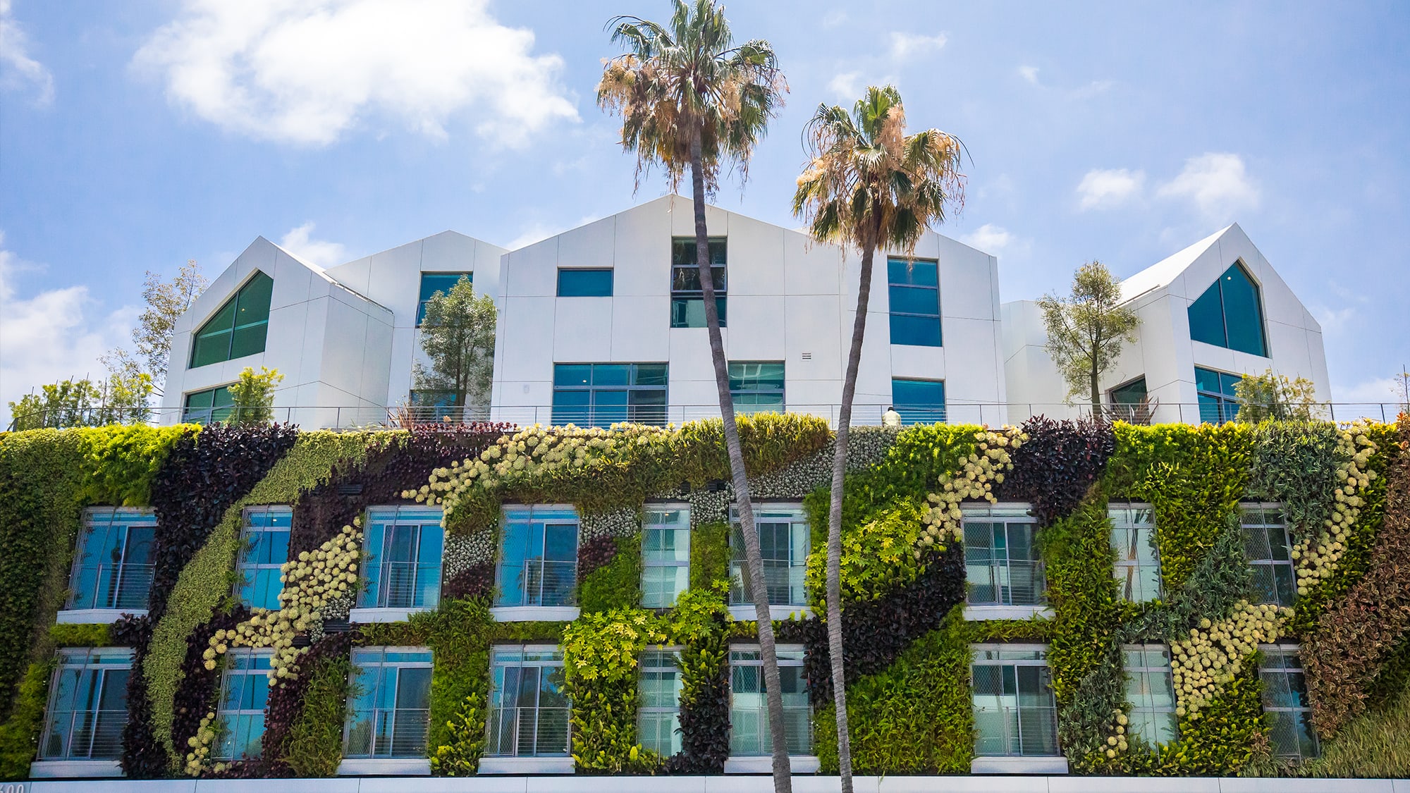 Beverly Hills Apartments for Rent | Gardenhouse | Sentral
