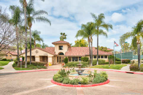Villa Montevina Pool Villa Montevina Pool in Rancho San Diego