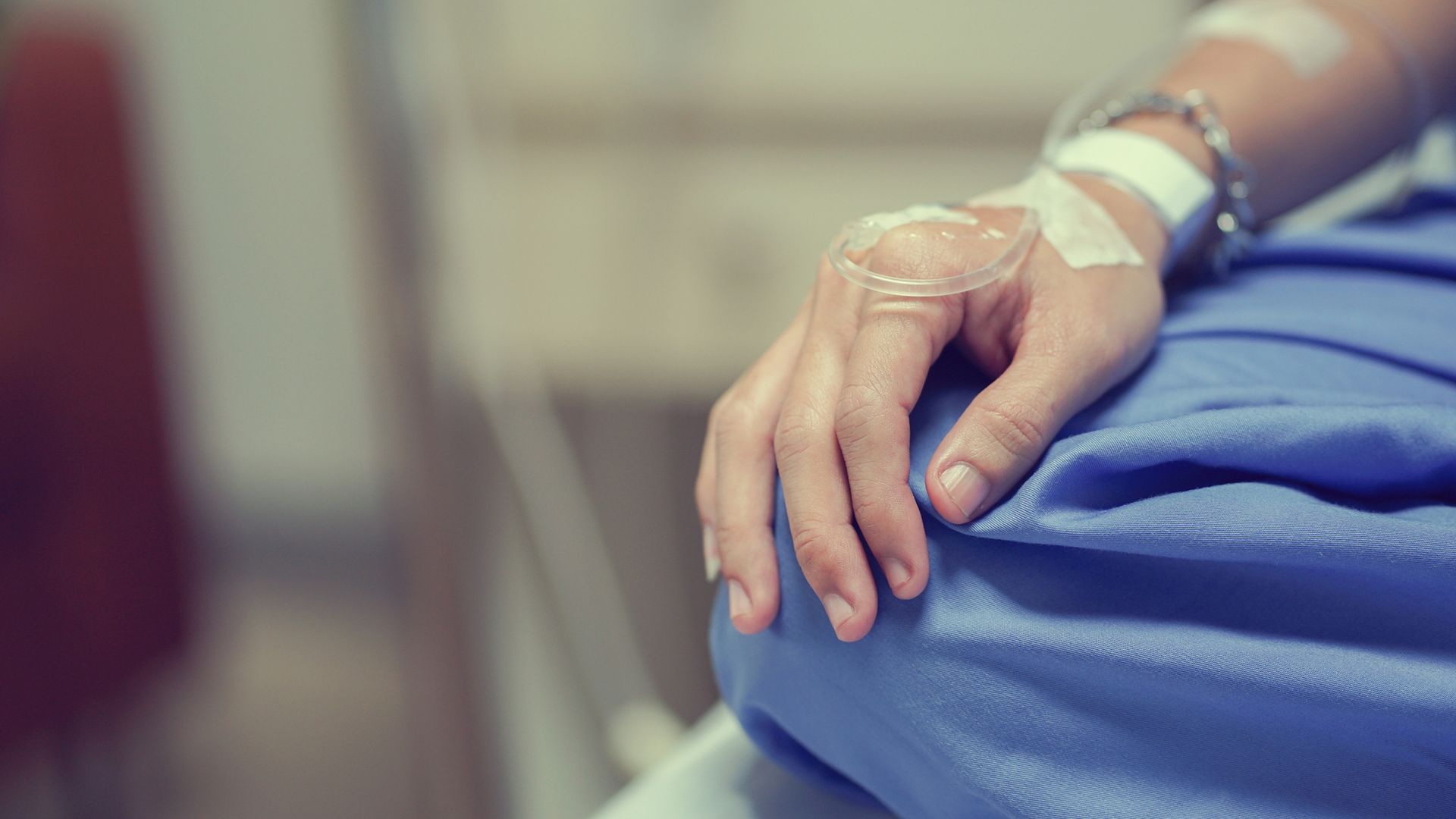What are the treatment options for bladder cancer?