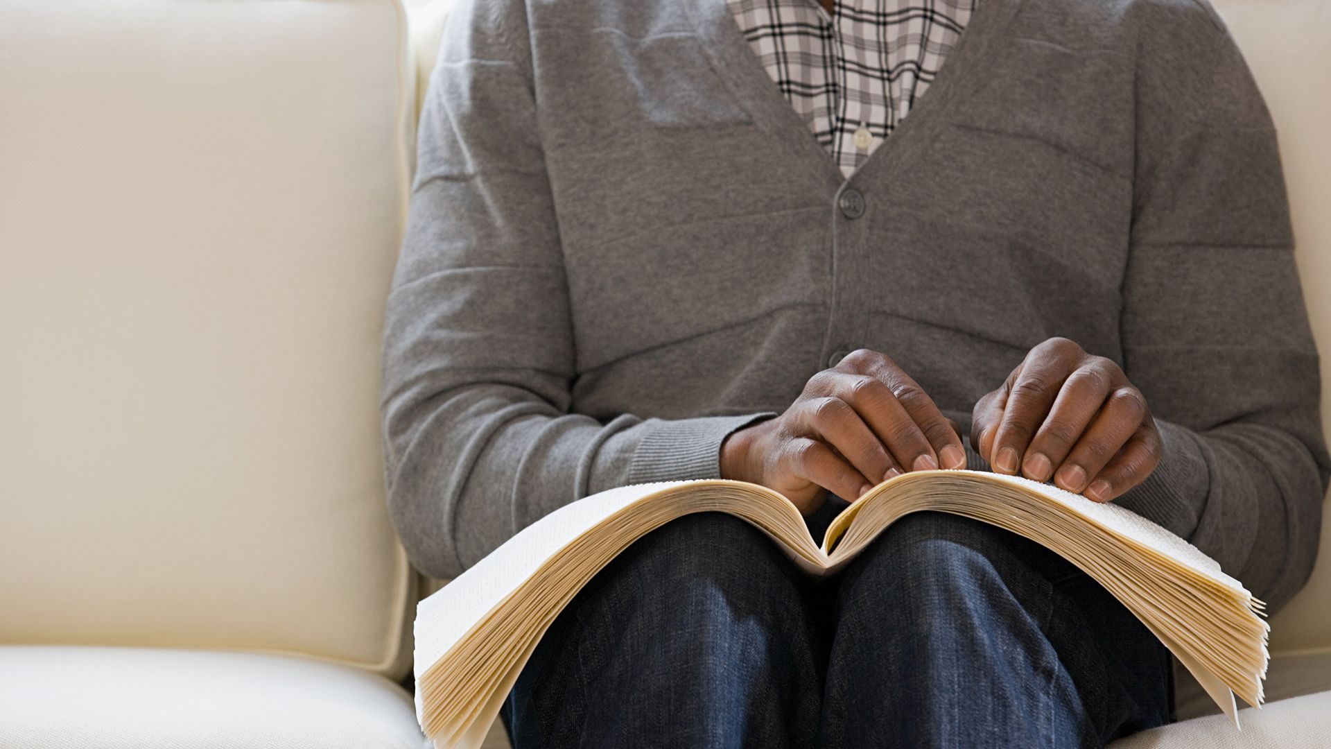 7 ways to live better with low vision