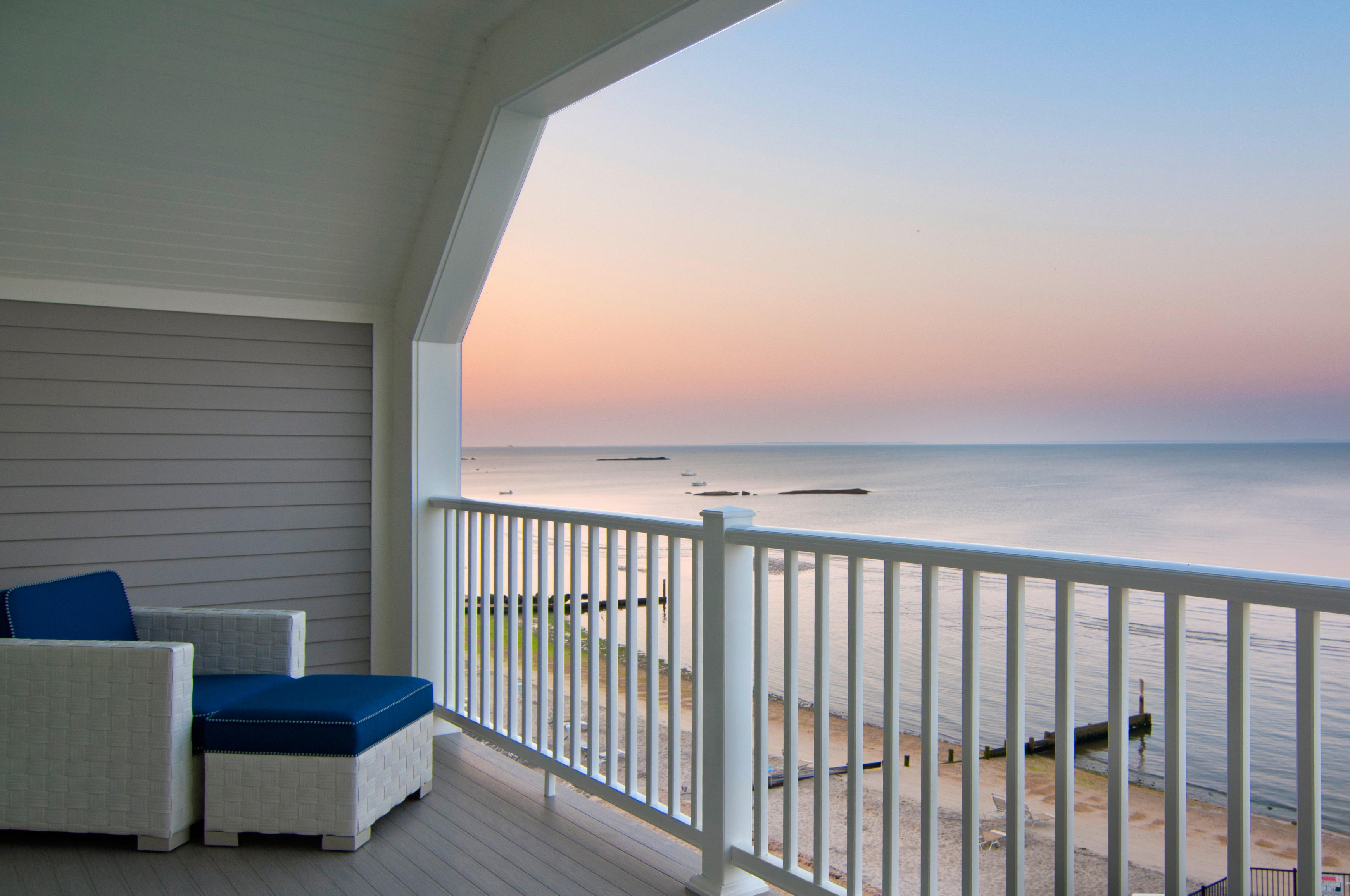 Water's Edge Resort & Spa Hartford, CT 06103