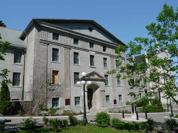 Morrin Centre