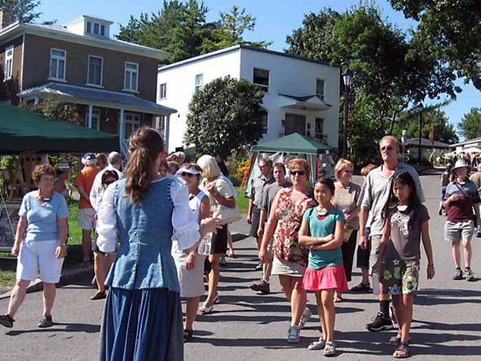Trait-Carré (Heritage Site) - Walking tour