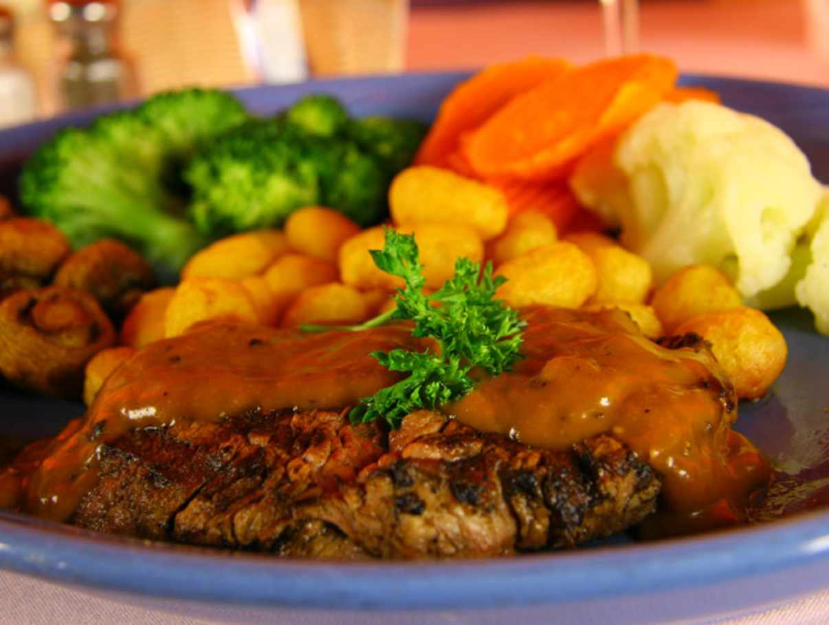 Le Folichon Cabaret Resto Restaurants Québec Ville et Région