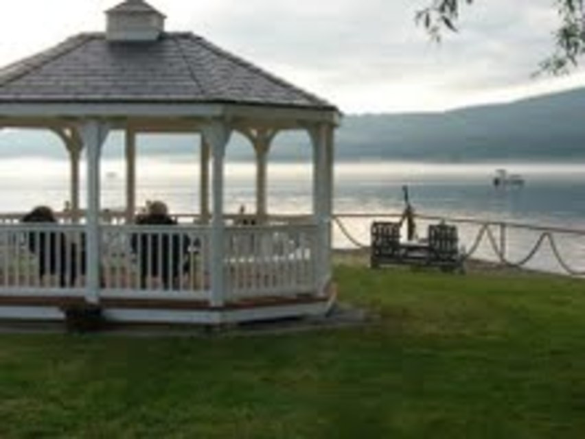 Hammondsport Ny America S Coolest Small Town Finger Lakes Region This Inn Offers Newly Renovated Comfortable Accommodations And Spectacular Views With An On Site Boat Launch Hammondsport Ny