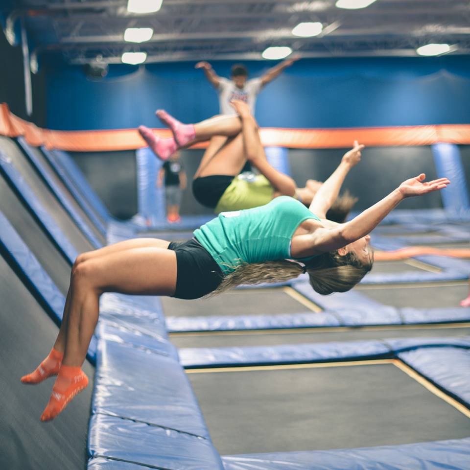 sky zone indoor trampoline