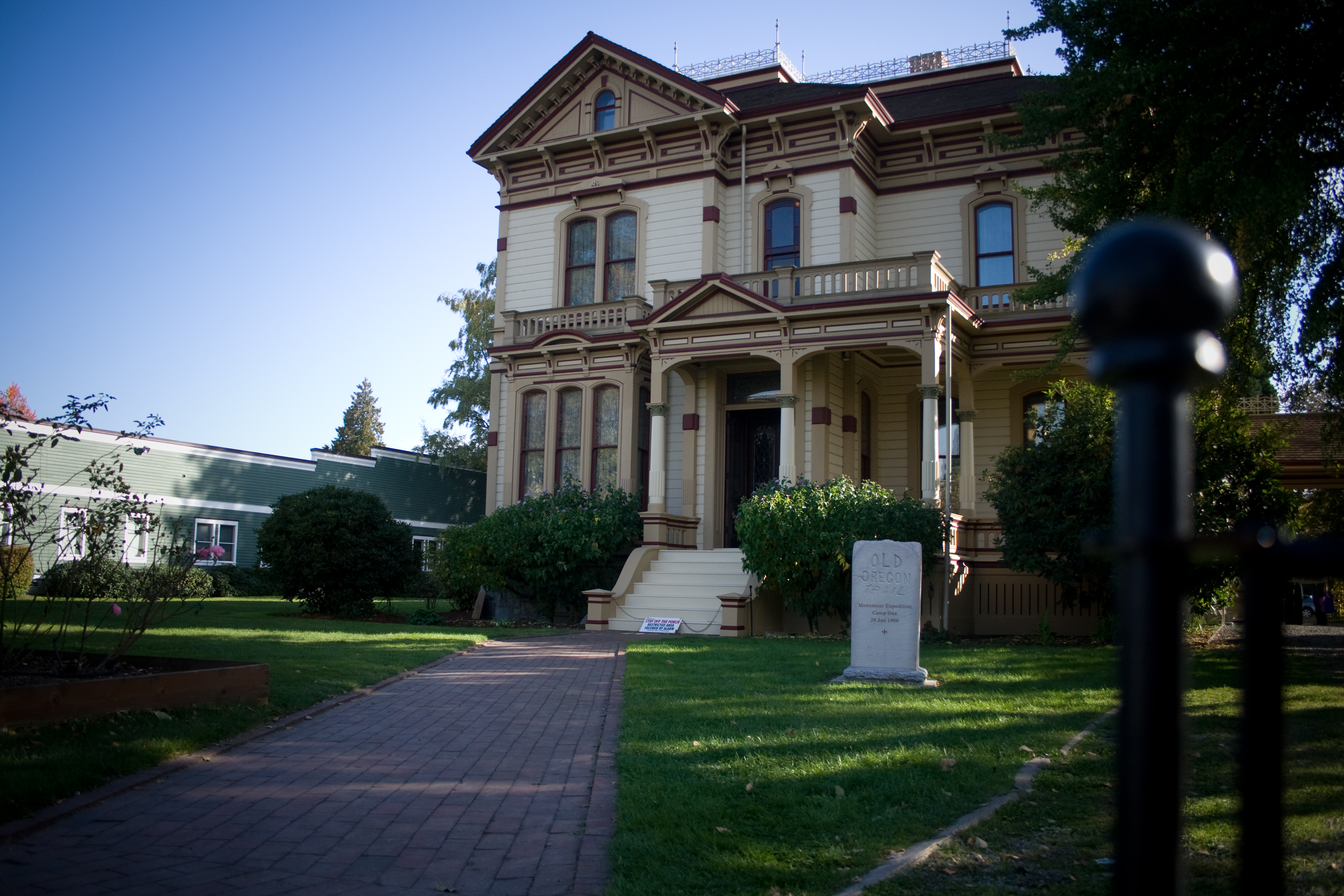 Meeker Mansion- Heidi Vladyka