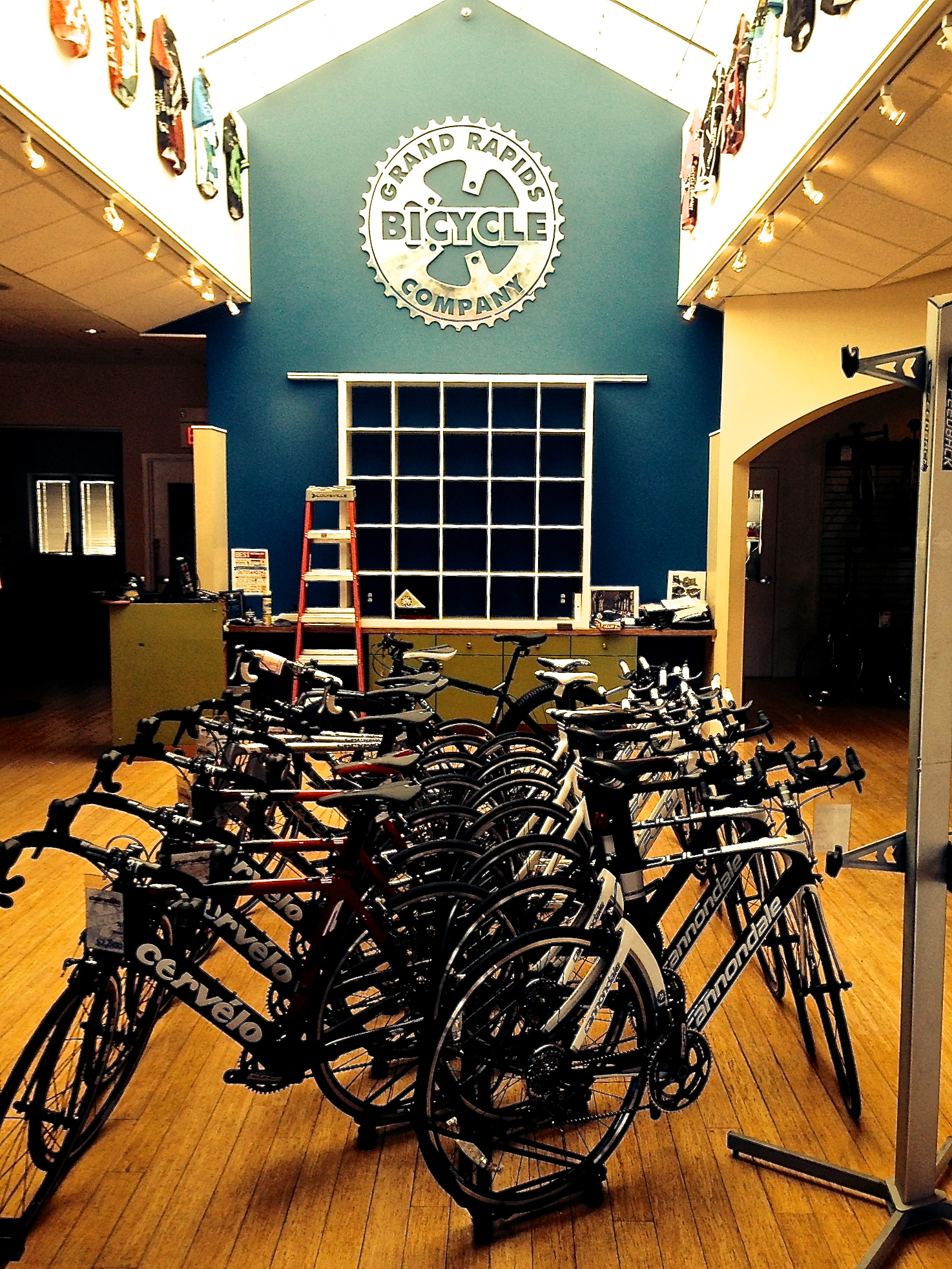 bicycle shop near commerce township michigan