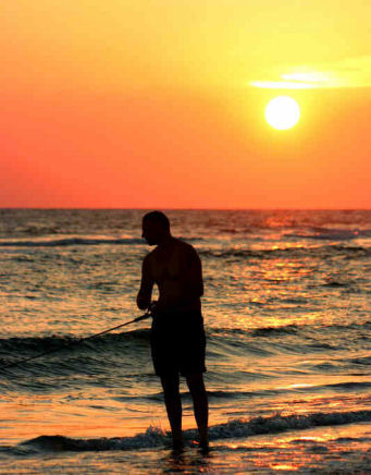 Enjoy Fishing in December! Enjoy Fishing in December!