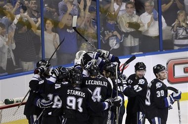 What a sweep, sweep win!!! What a sweep, sweep win!!!