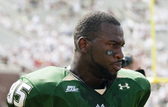 George Selvie of the USF Bulls Defensive Unit... George Selvie of the USF Bulls Defensive Unit...