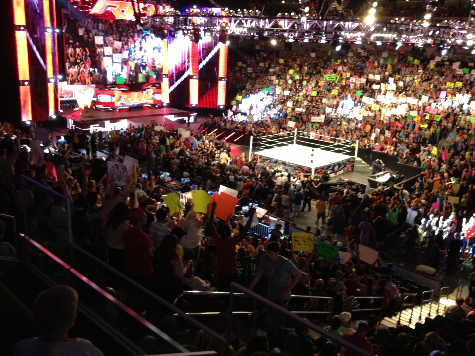 Live in Des Moines WWE Raw