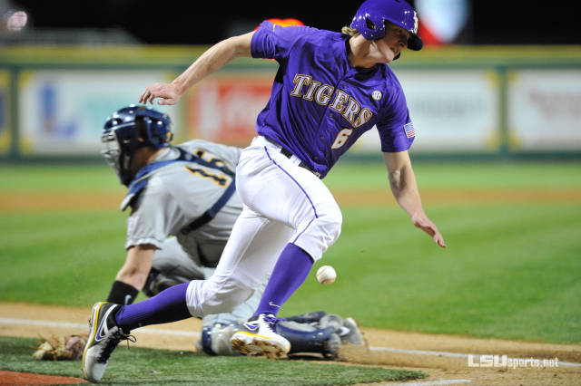 Cold and rain postpones Tuesday's LSU baseball game vs. Nicholls