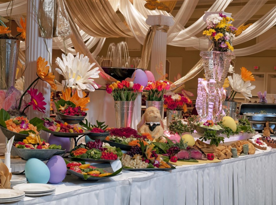 Visit the Hyatt Regencys Grand Ballroom on Goat Island this Sunday for an Easter Special! Beginning at 11am, breakfast, carved offerings, a kids station and holidays desserts will be served until 3pm. The price for children ages 5-10 is $19.95, $37.95 for persons over 62 and $49.95 for all other ages. There will also be an Easter Egg Hunt for kids beginning at 11:30am! Reservations are required for brunch. Call 401-851-3301 to reserve a seat!