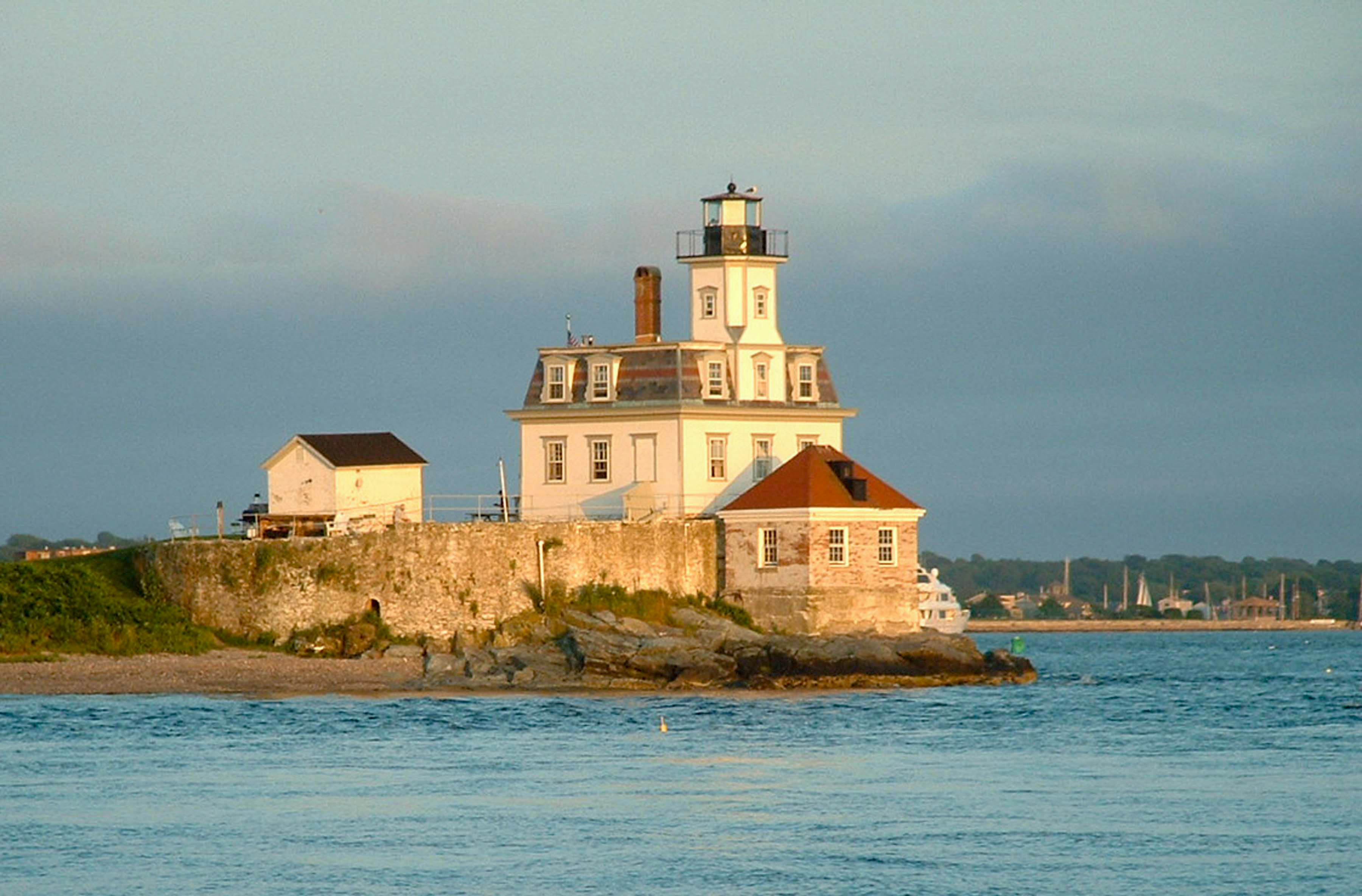 rose-island-lighthouse-rhode-island-neverforget-jodyhedlund