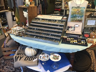 Vintage inspired jewelry, clothing and custom jewelry and gifts from Seize the Night Designs in Danville. Seize the Night Designs, Danville, Indiana