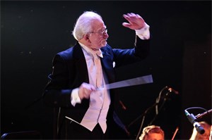 Maestro Benjamin G. Del Vecchio Hendricks Symphonic Society conductor Benjamin G. Del Vecchio