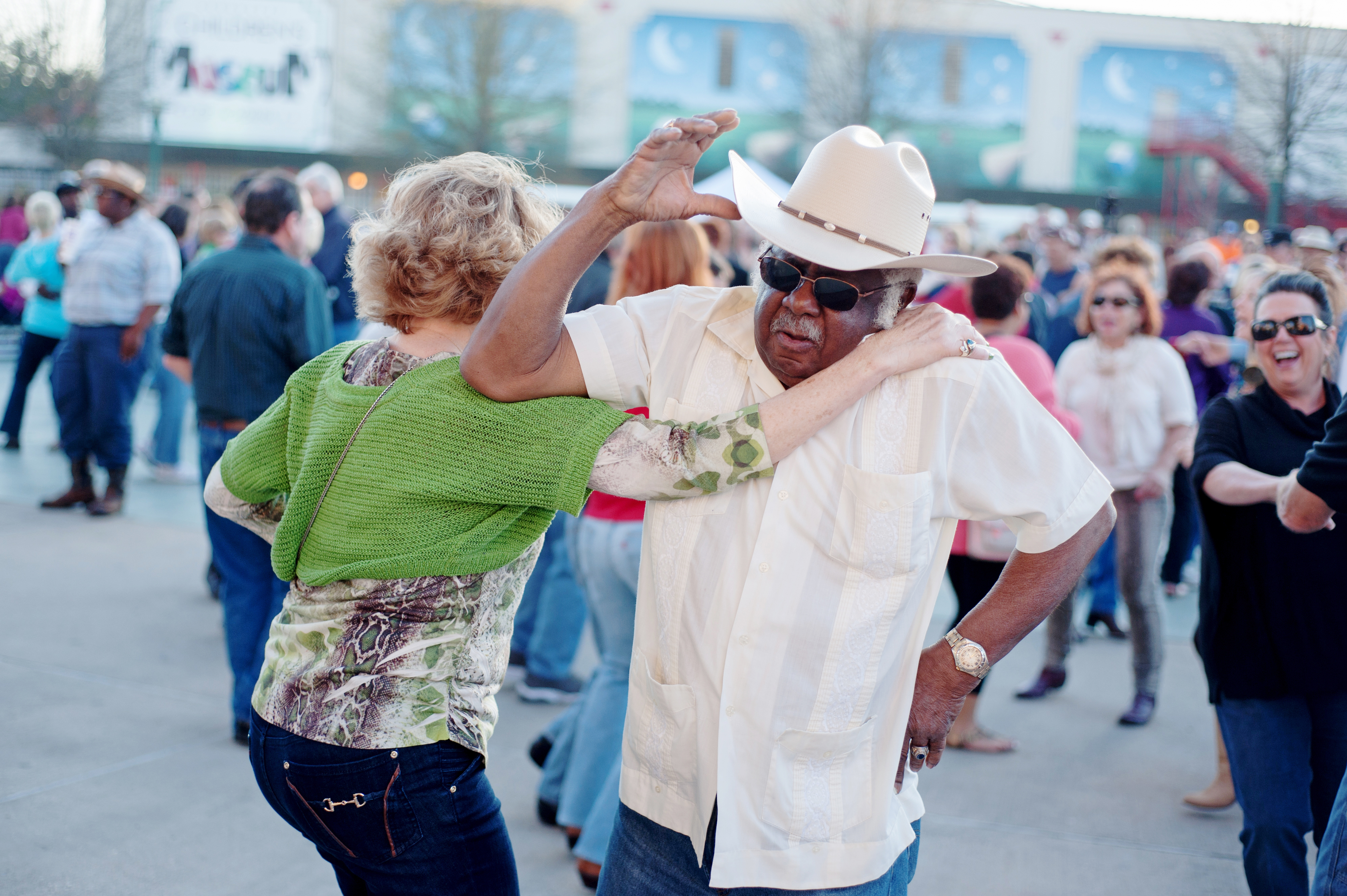 Downtown Alive! dancers